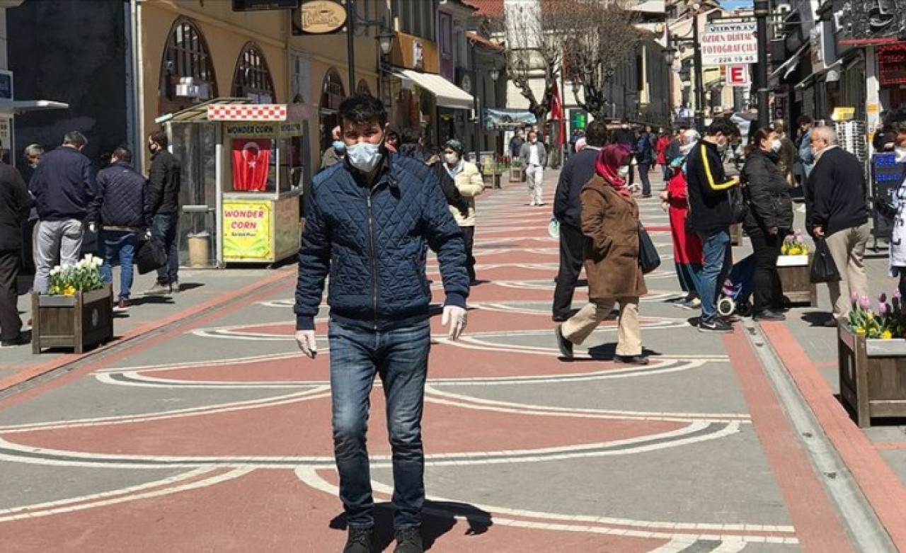 Vali sosyal medyadan duyurdu! Maskesiz dışarı çıkılmayacak