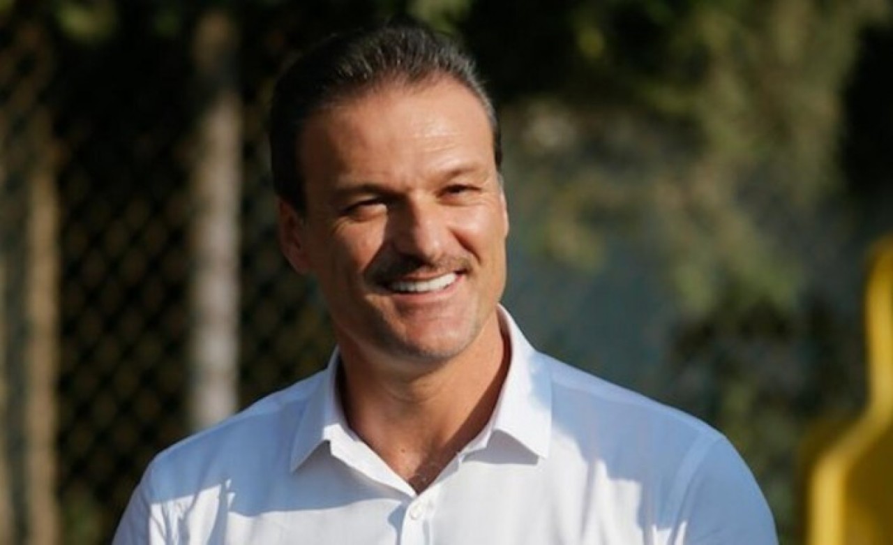 AK Parti'de Alpay Özalan'a yeni görev