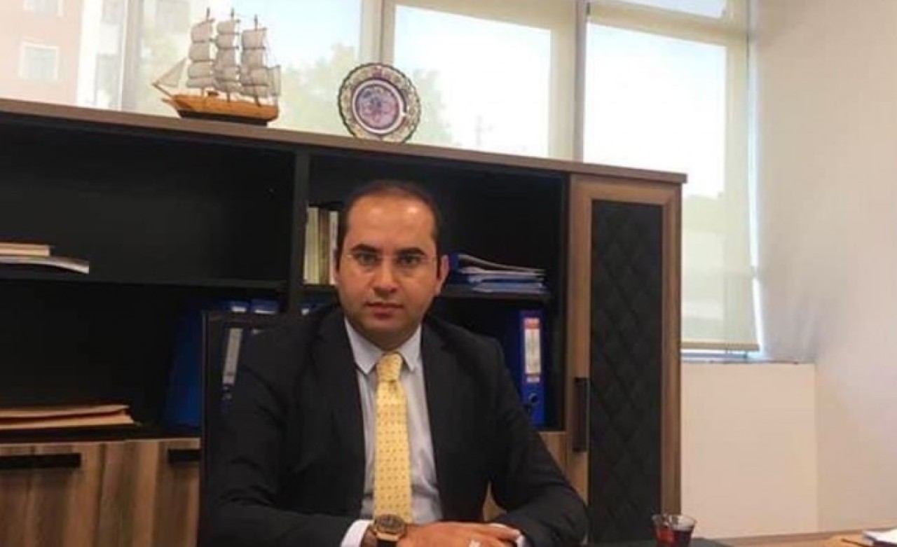 AK Partili Gevaş Belediye Başkanı Murat Sezer’e bıçaklı saldırı