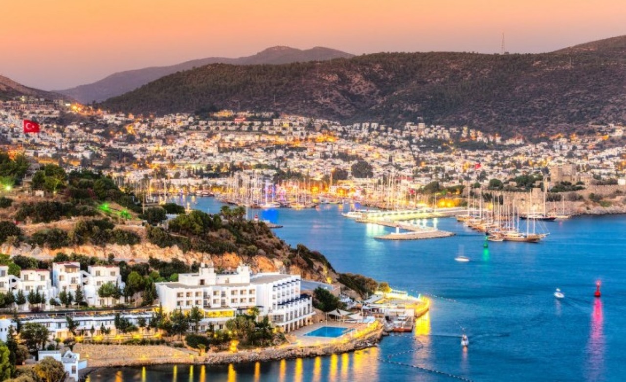 Bodrum'da 370 liraya döner,  61 liraya kola!