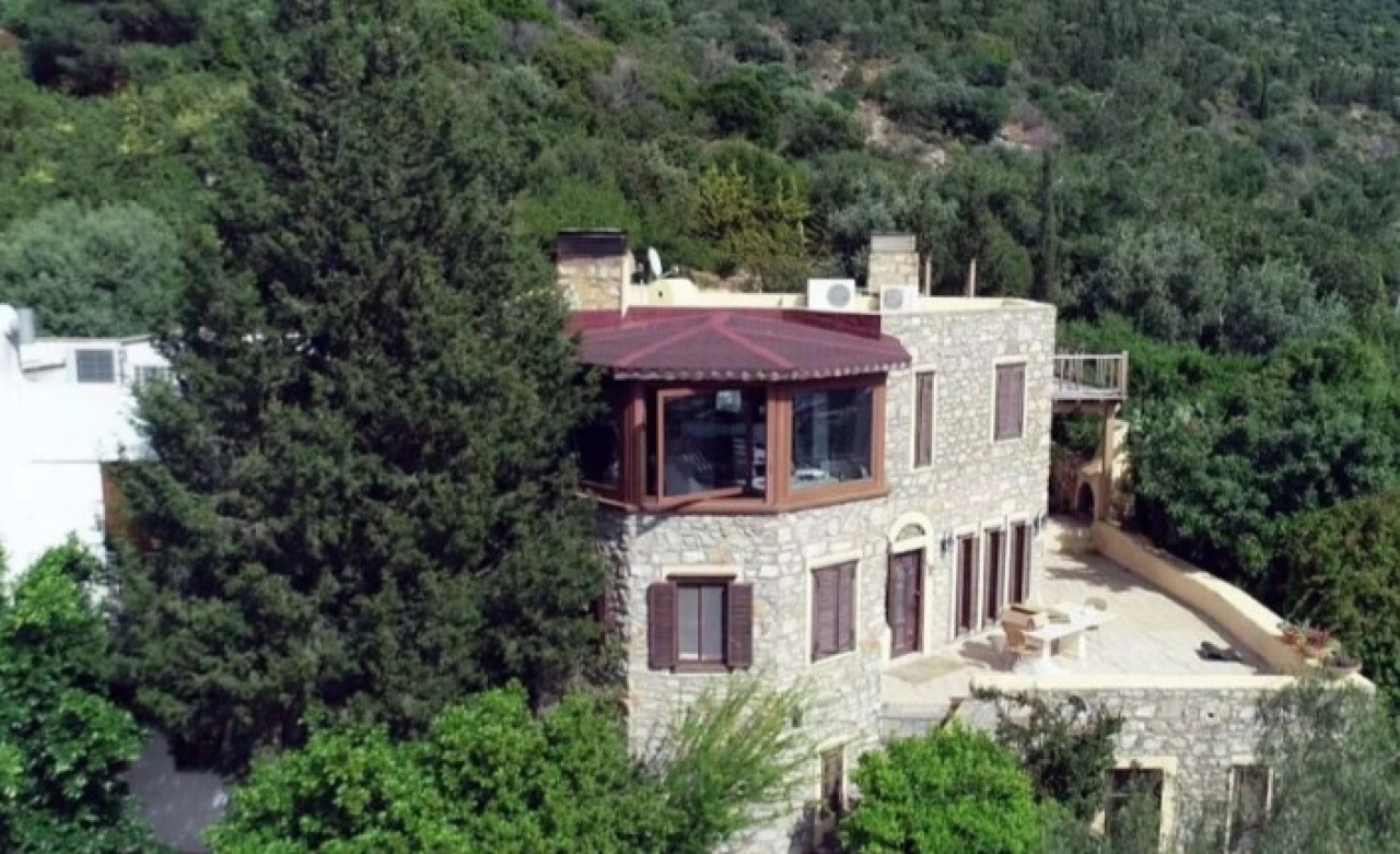 Can Dündar'ın villasındaki kaçak bölümler için karar: Yıkımına başlanacak