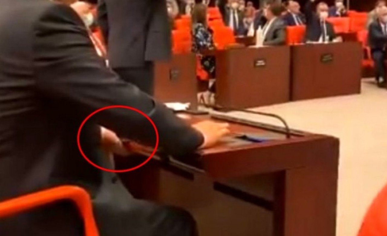 CHP'li Mahmut Tanal'ın devlet malına zarar verdiği anların videosu tepki çekti