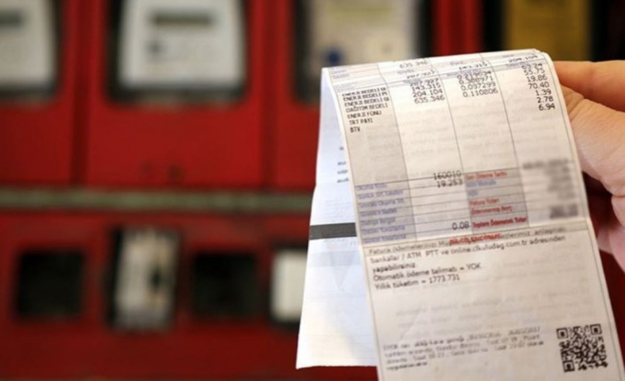 Elektrik faturalarıyla ilgili vatandaşı sevindirecek haber: Bakan Dönmez müjdeyi verdi!