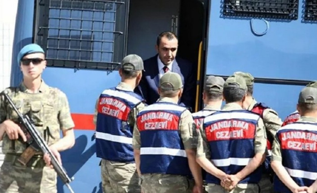 Eski 2. Ordu Komutanı Adem Huduti ve emir subayı Sedat Kaya'ya hapis cezası