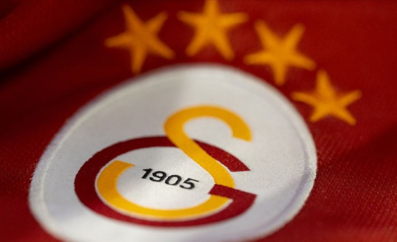 Galatasaray'da sürpriz ayrılık: Kaptan ile yollar ayrıldı