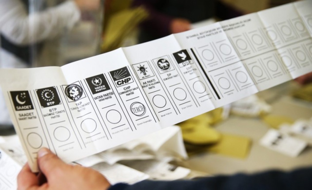 Gelecek Partisi ve DEVA Partisi'nin ardından bir parti daha kuruluyor!