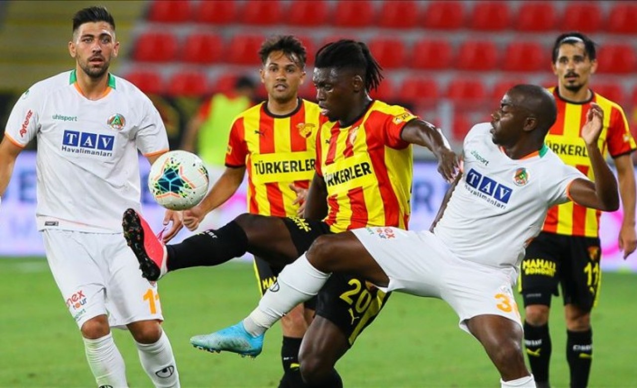 Göztepe Alanyaspor: Nefes kesen düello