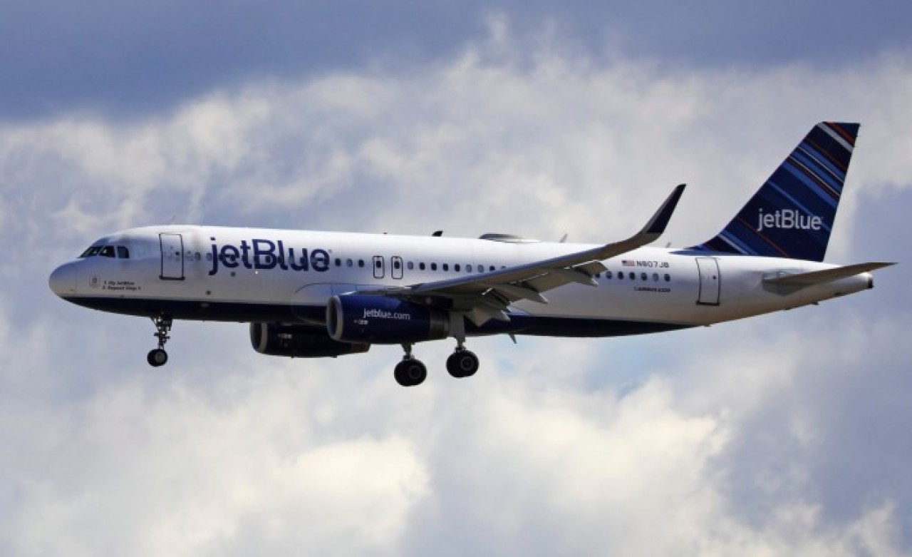 Jetblue,  isteyerek işten çıkanları 9 yıl bedava uçuracak