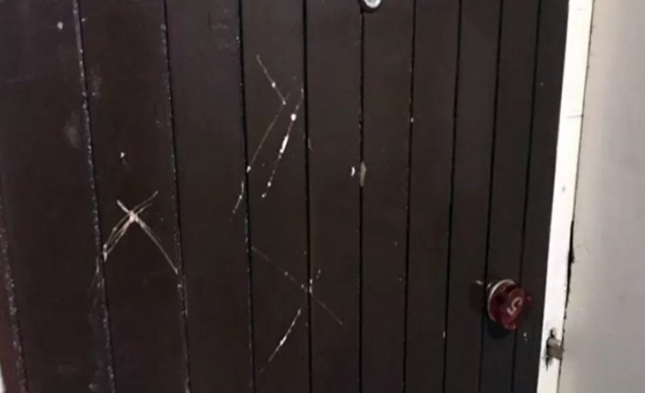 Karaman'da ilginç olay: Evinde tavana asılı halde bulunan adamın kapısında 'x' işareti