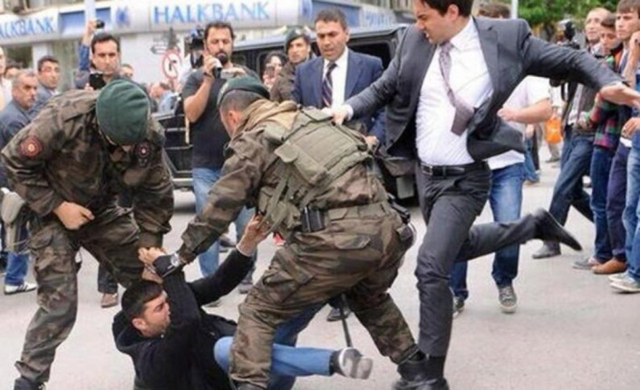 Madenciyi tekmelemesiyle tanınan Yusuf Yerkel'den tepki çeken paylaşım!