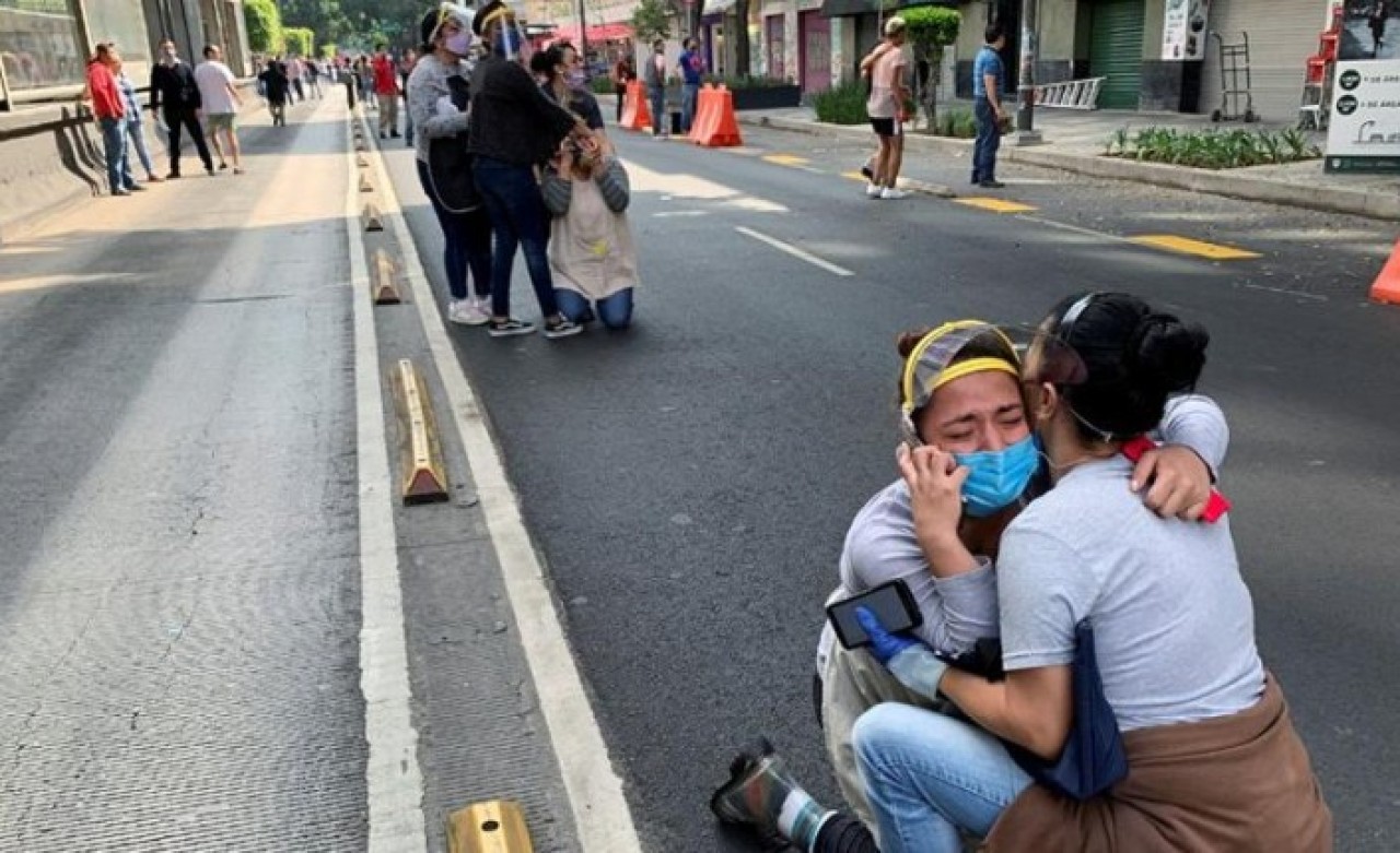 Meksika 7.5’lik depremle sarsıldı!