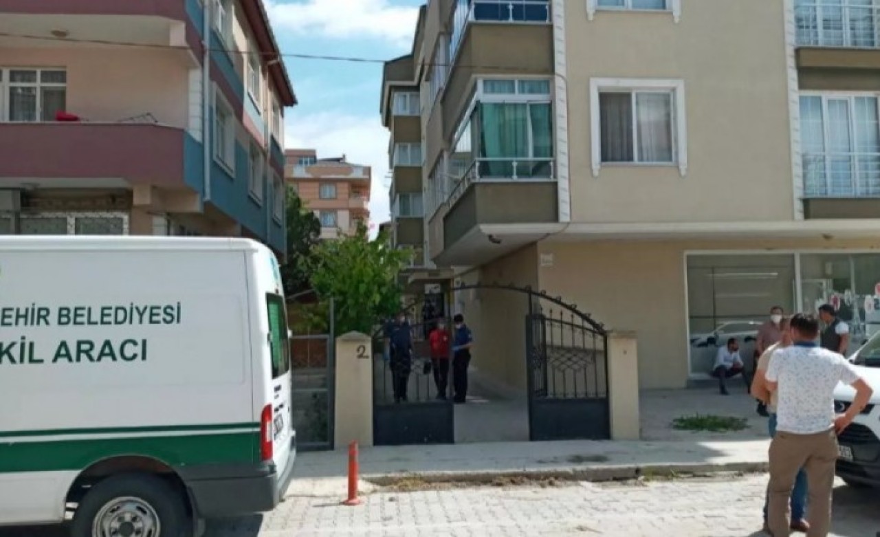 Nermin Yumuşak'ı boşanma davası açtığı eşi İbrahim Yumuşak boğazını keserek öldürdü