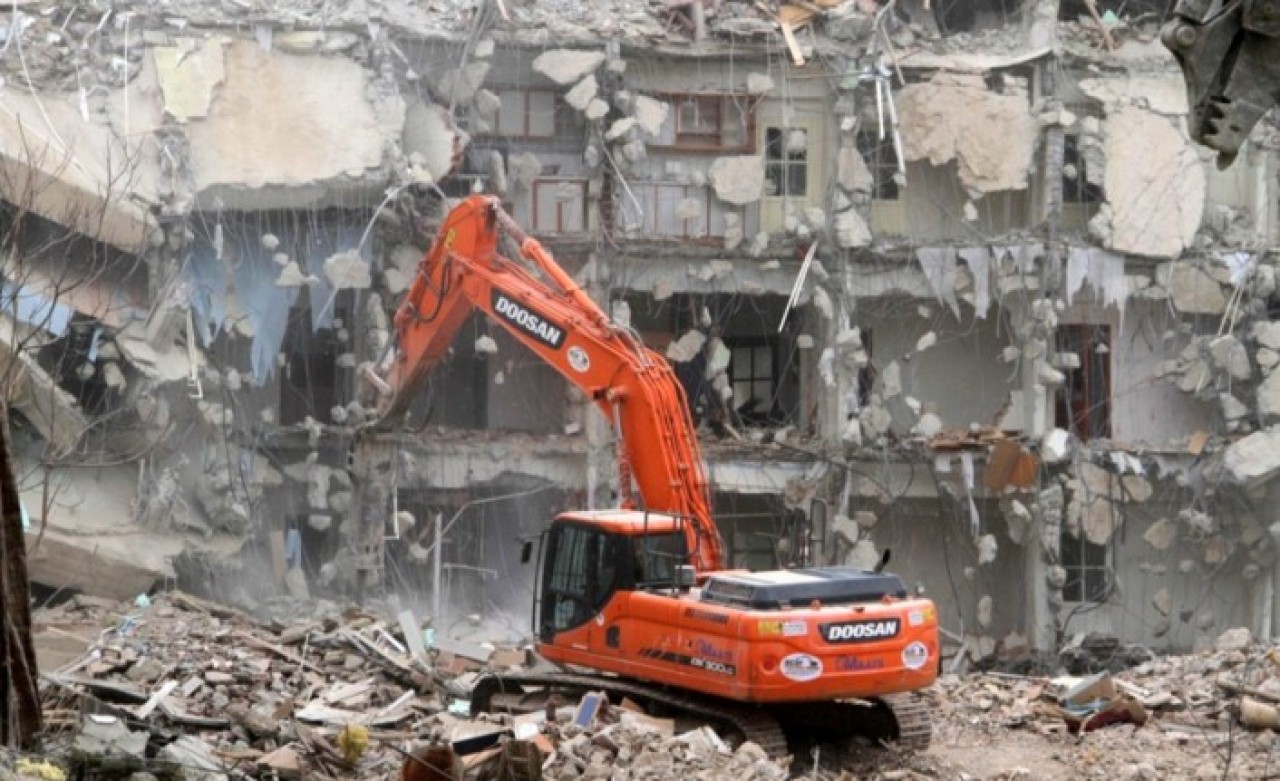 O il için korkutan açıklama: '7 büyüklüğünde deprem ve tsunami olacak!'