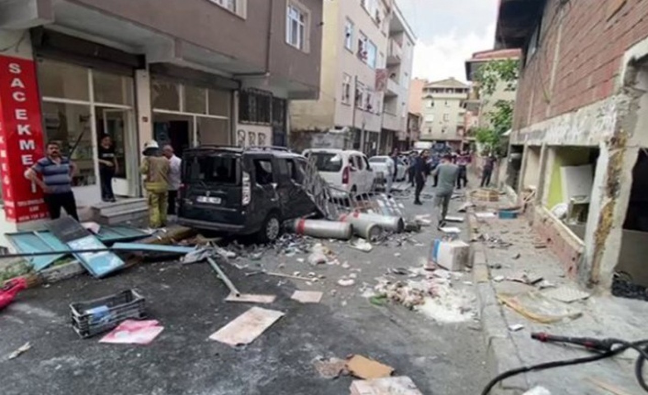 Okmeydanı'nda bir iş yerinde patlama