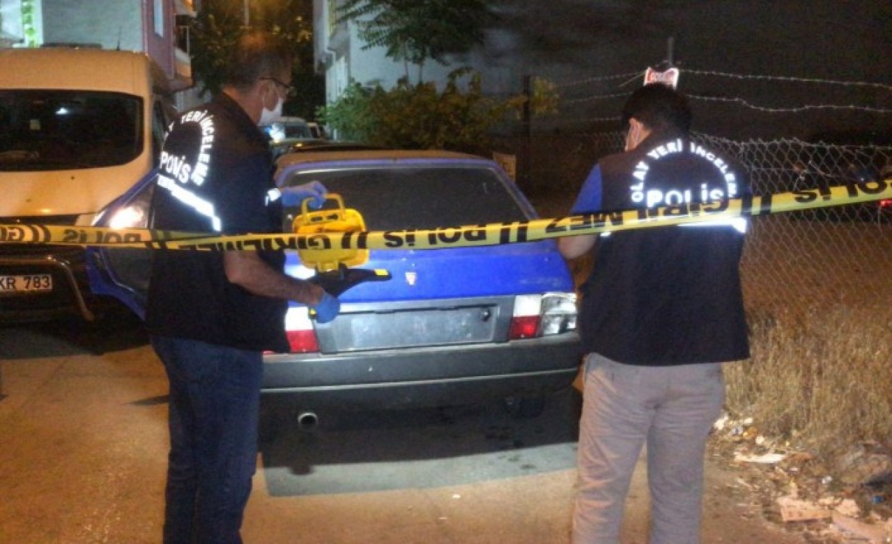 18 yaşından küçük kızının birlikte yaşadığı gencin evini bastı: Ecevit Güneş öldü!