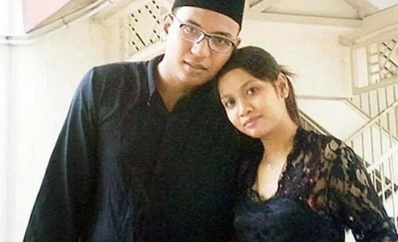 5 yaşındaki oğullarını kafese kapatıp 90 derece kaynar suyla işkence ettiler!