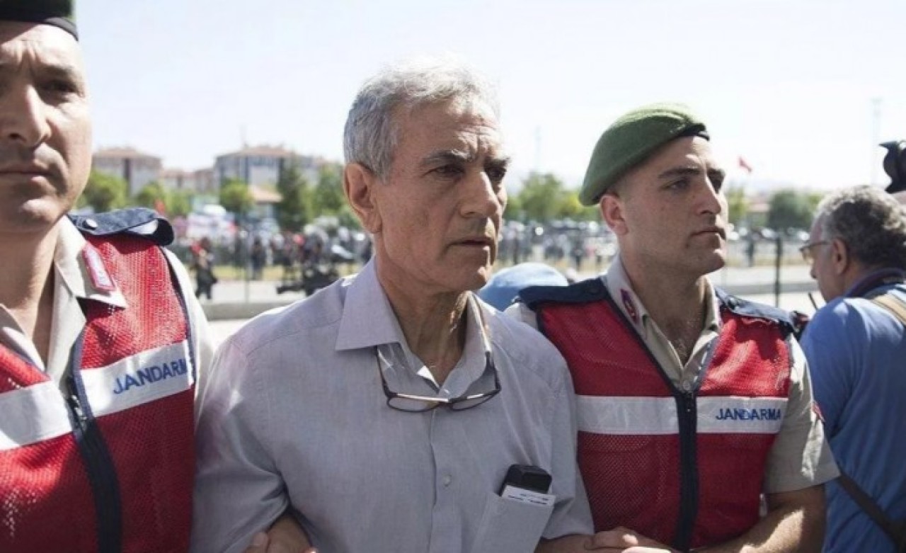 Akın Öztürk'ün emir astsubayı Özdemirci'ye hapis cezası