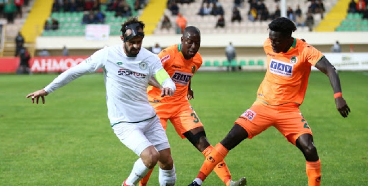 Alanyaspor,  Galatasaray'ı geçti!