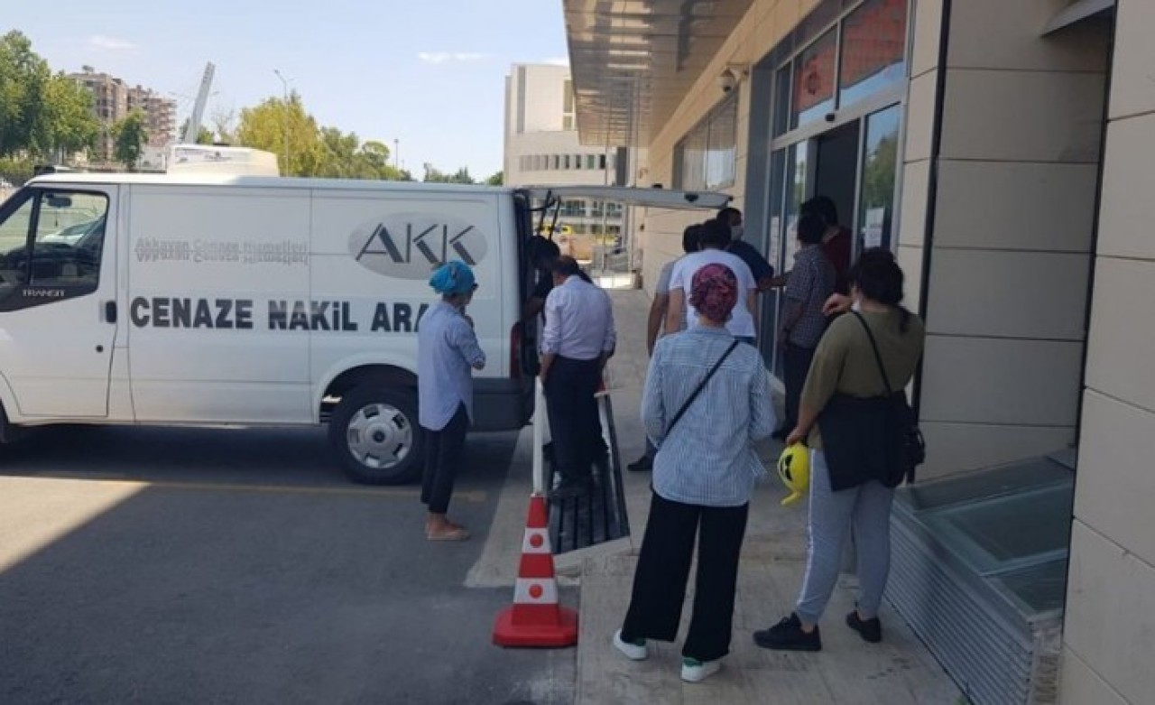 Almanya'dan cenazesi getirilen kişi FETÖ firarisi çıktı!