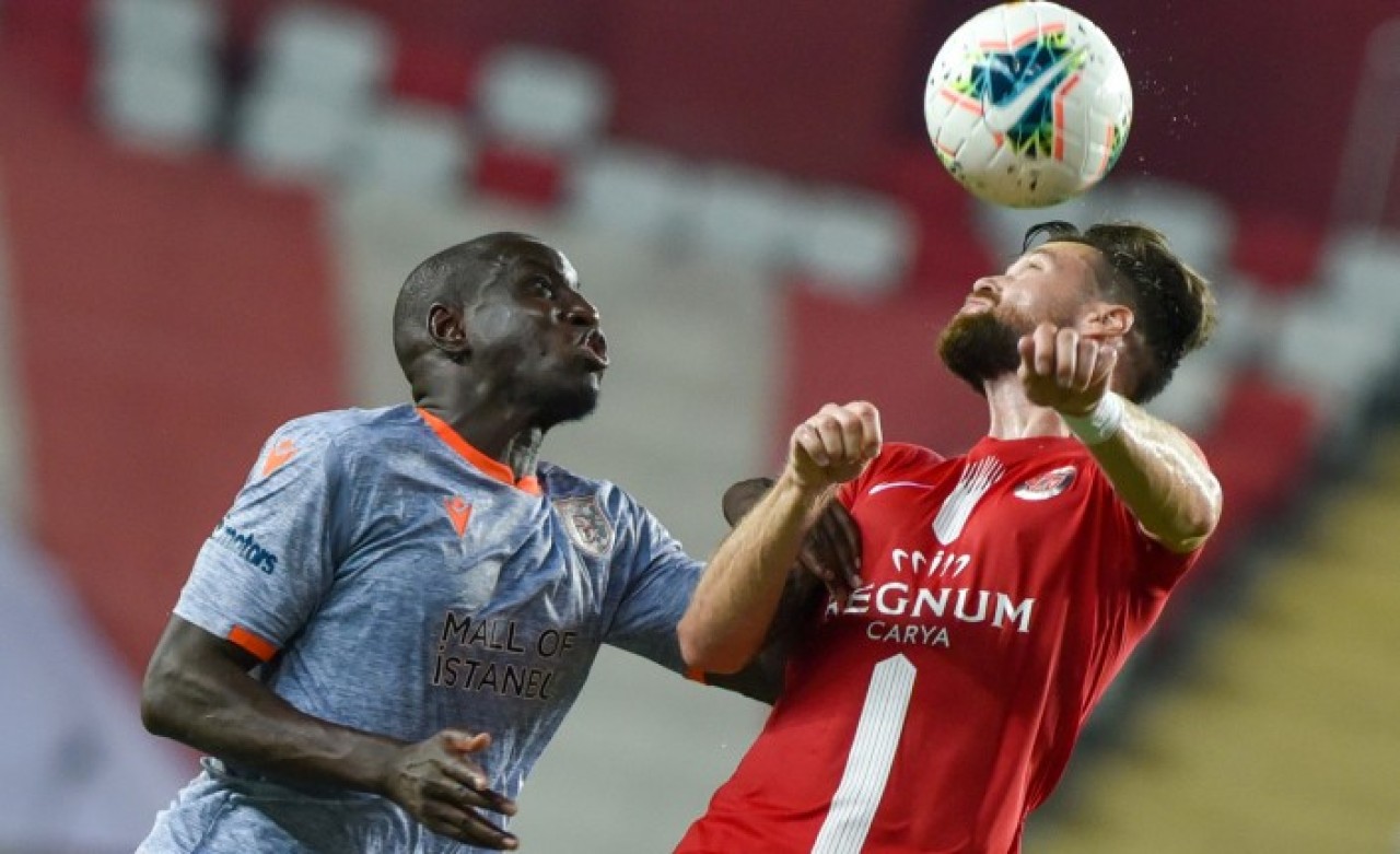 Antalyaspor'u yenen Başakşehir'e tepki