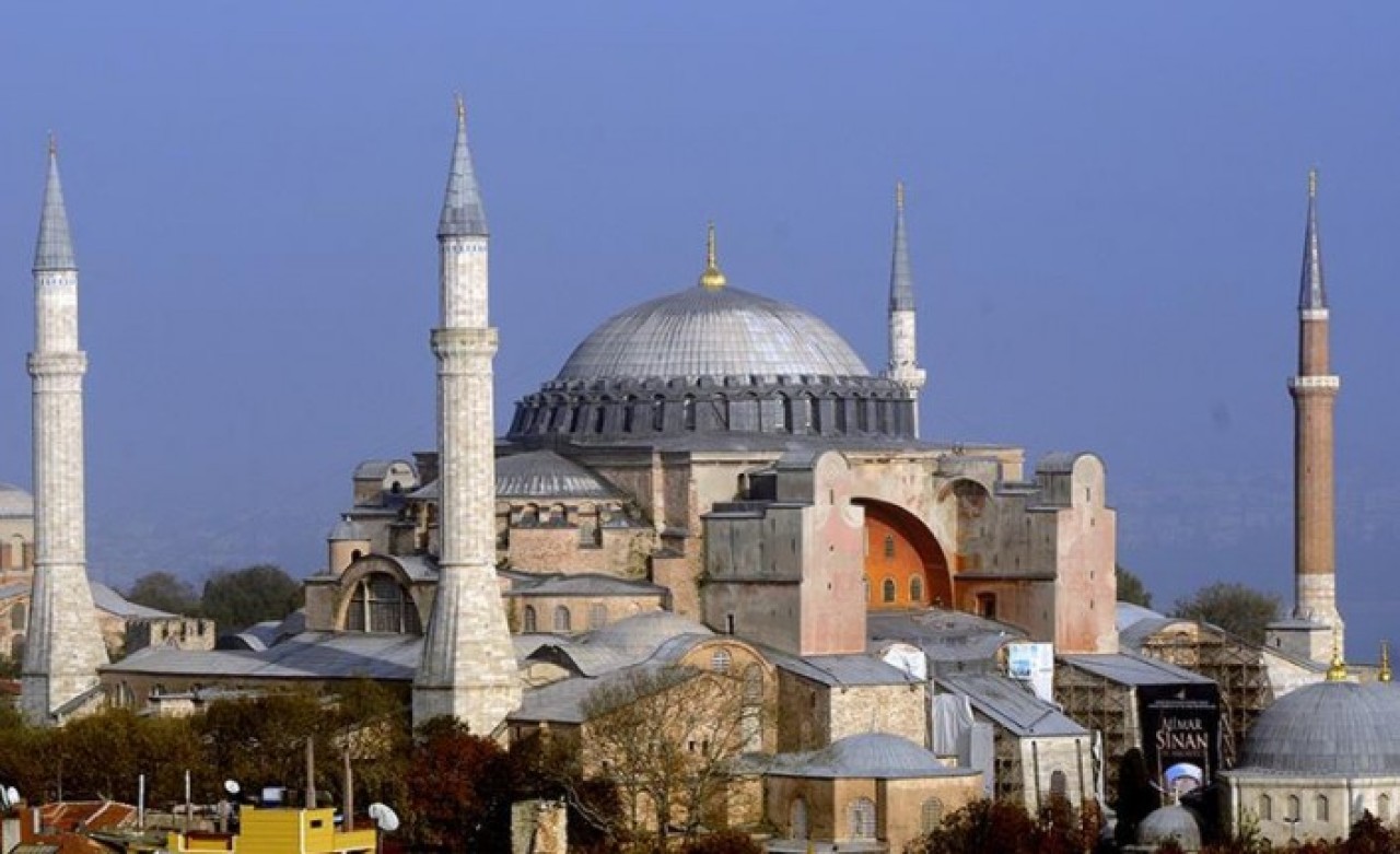 Ayasofya'da ilk ibadet nasıl olacak? Erdoğan'a çalışma sunuldu