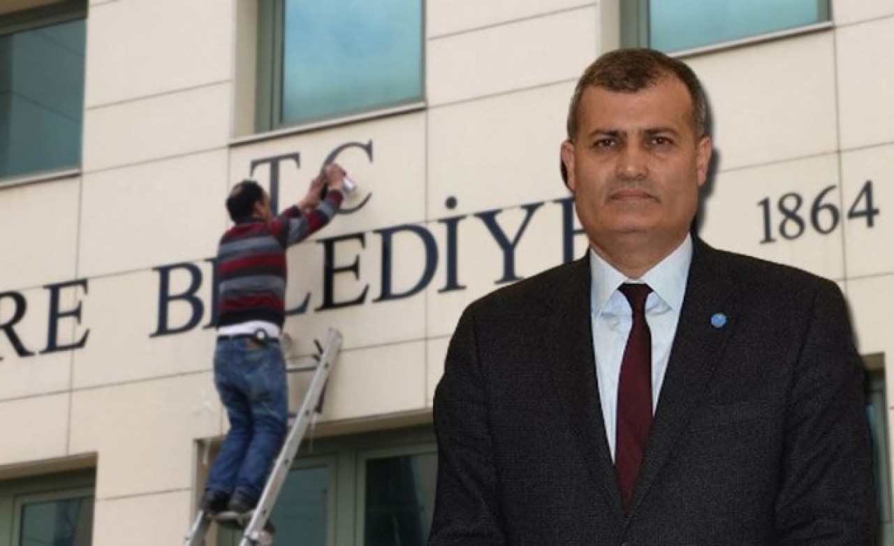 Belediye başkanının makam odasından dinleme cihazı çıktı