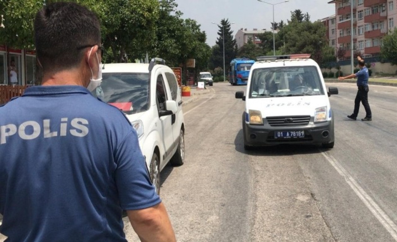 Böyle firar görülmedi: Adana'da uyuşturucu mahkumu kadını kocası bakın nasıl kaçırdı?