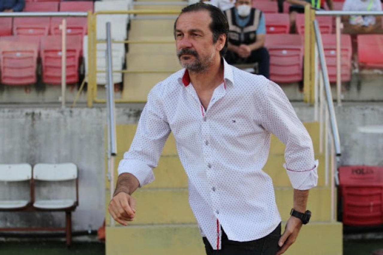 Böylesi görülmedi: Yusuf Şimşek,  Balıkesirspor'dan 3 günde 2 kez kovuldu!