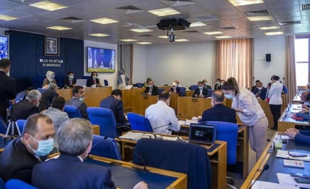 Çoklu baro düzenlemesi Adalet Komisyonu’nda kabul edildi