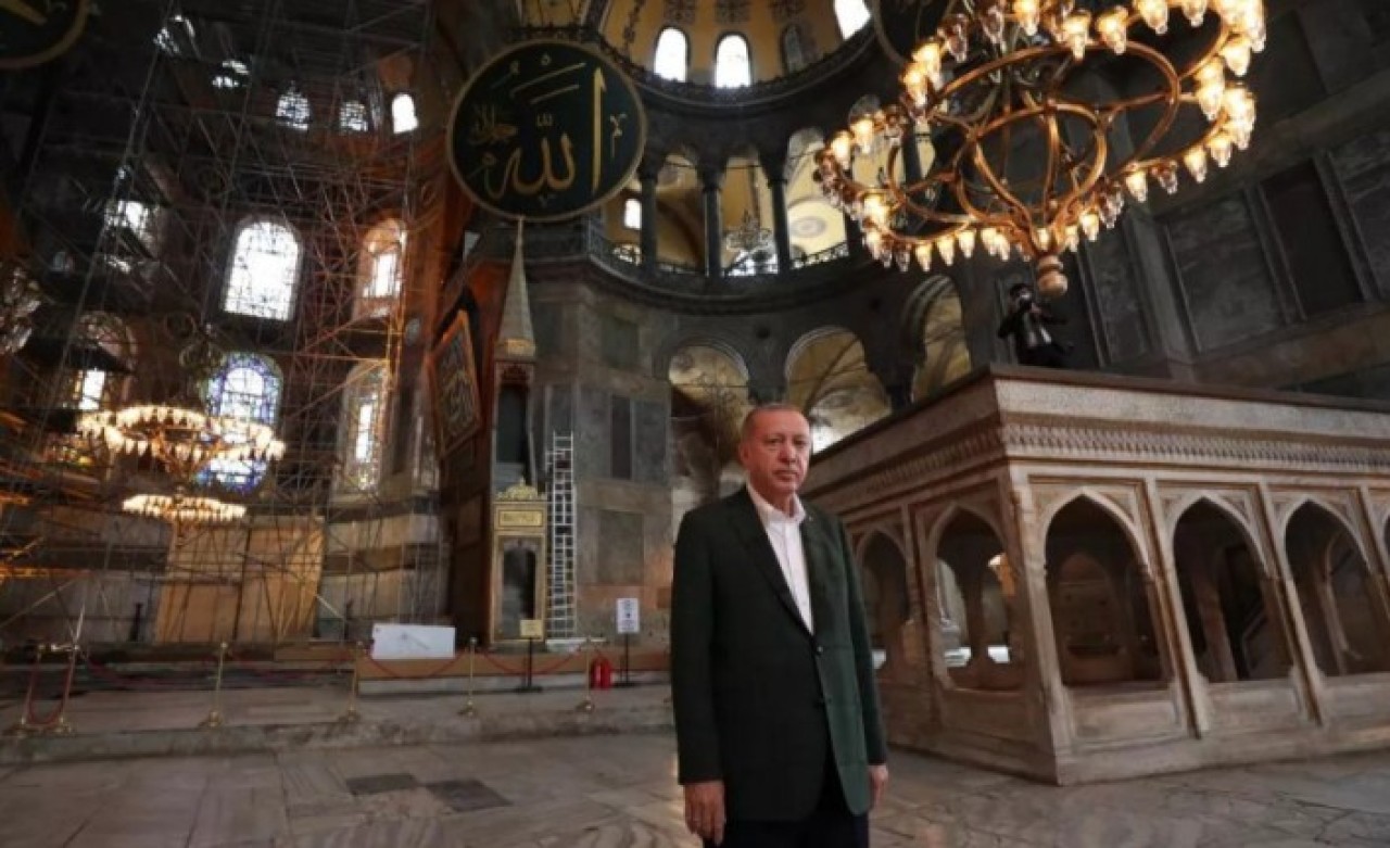 Cumhurbaşkanı Erdoğan'dan Ayasofya paylaşımı