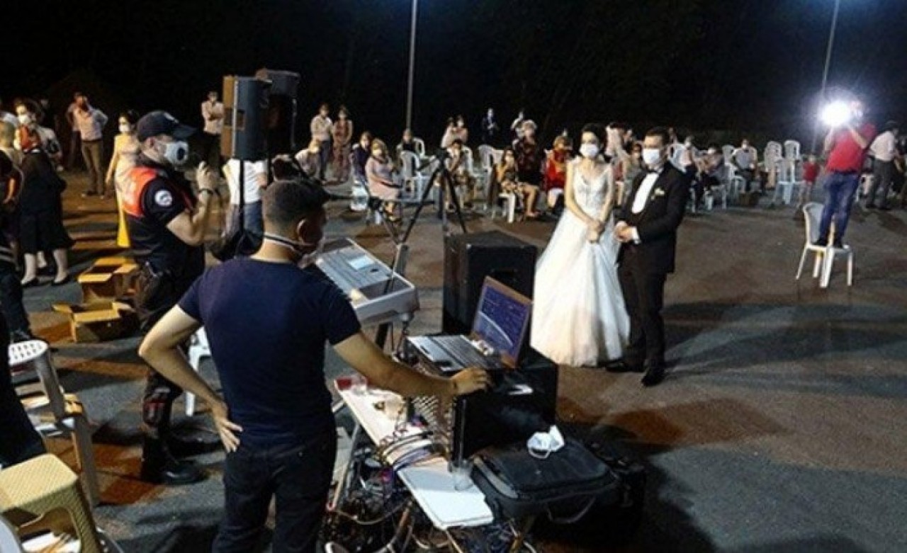 Düğünlere yeni ayar: Artık bu saatler arasında!