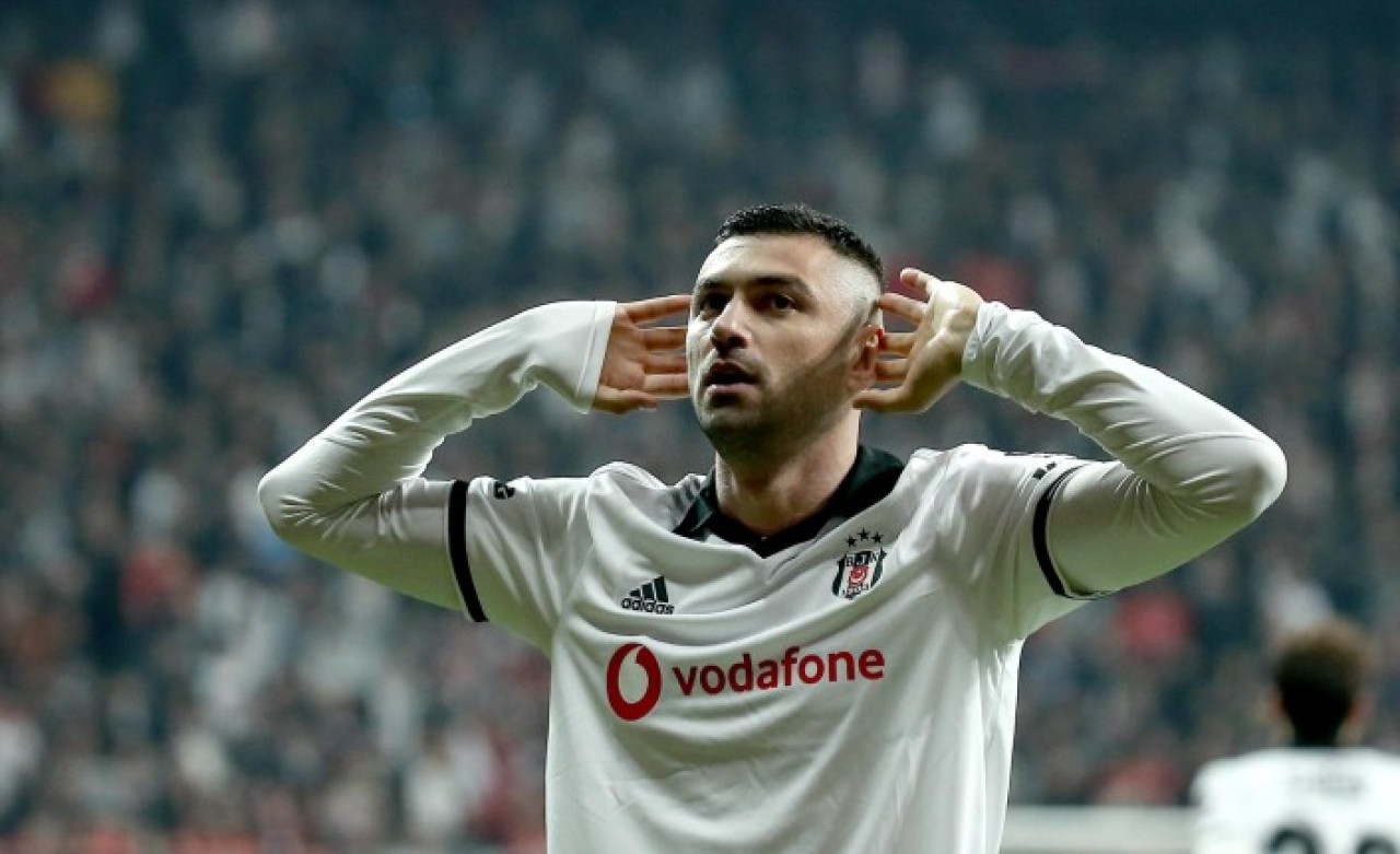 Fransız kulübü Lille,  Burak Yılmaz'ı resmen açıkladı!