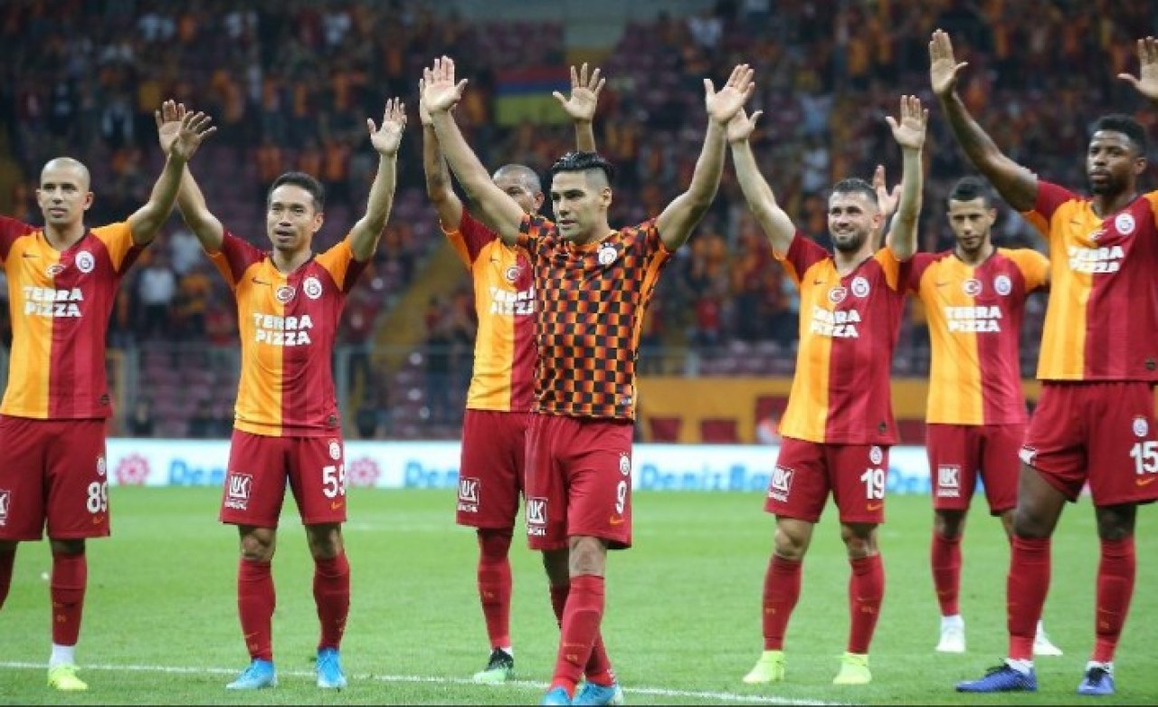 Futbolda Türkiye'nin en büyüğü Galatasaray oldu