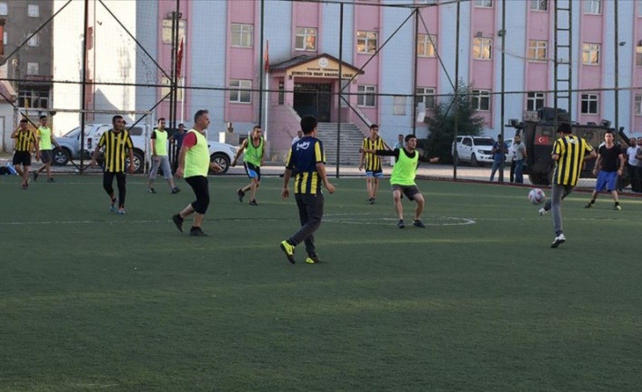 Halı sahaların açılacağı tarih belli oldu