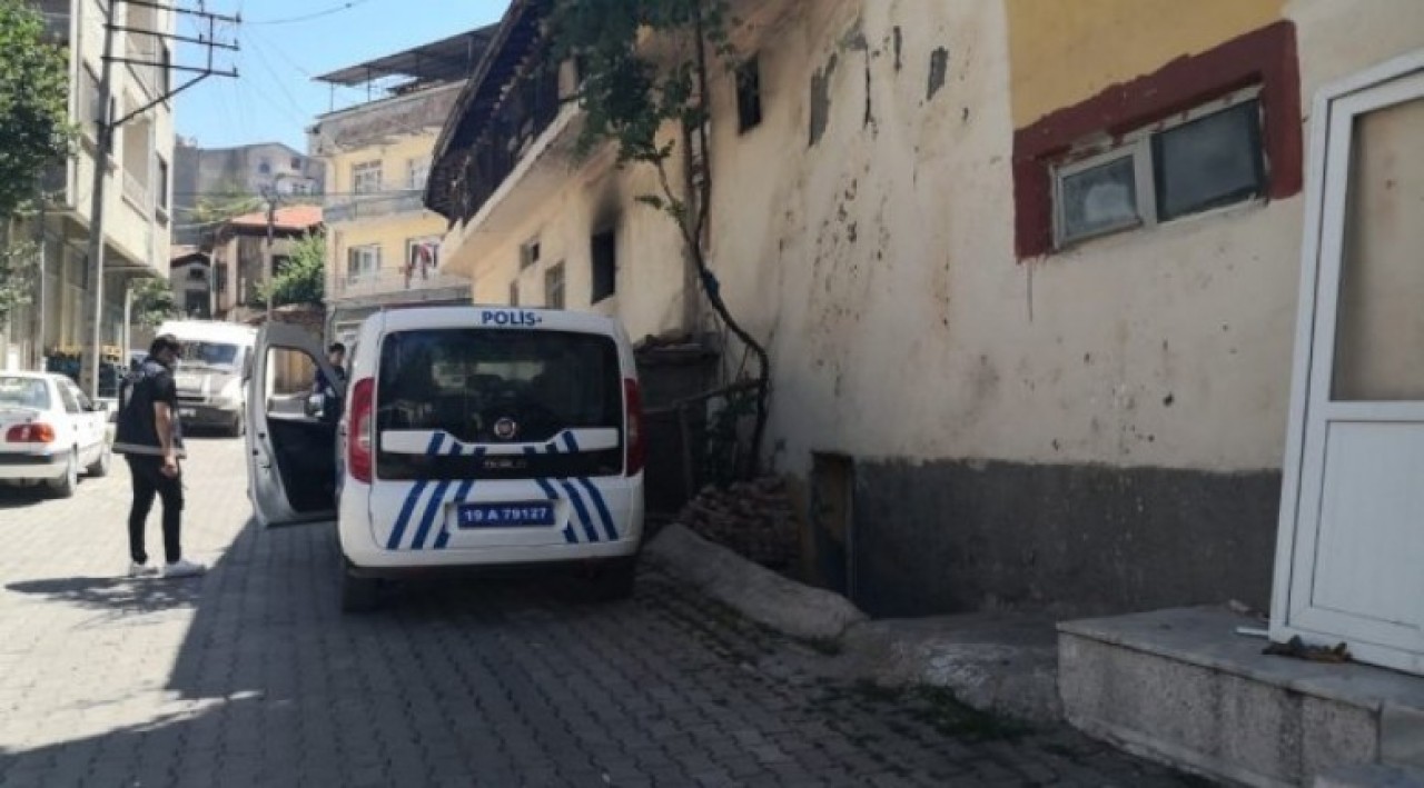 Hamamda facia: Arif Sezenoğlu ve Alaattin Kayretli öldü