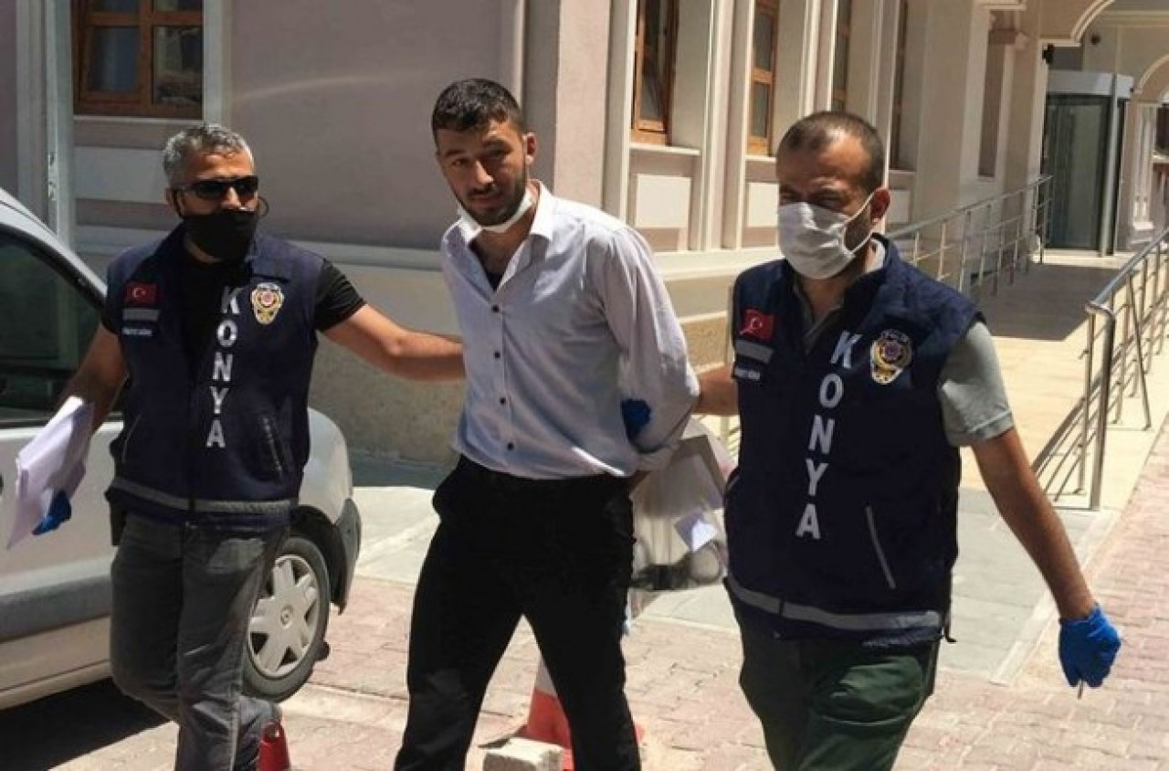 Hastanede tartıştığı Süleyman Ayçiçek'i otobüste bıçakladı: Vahşet bu!