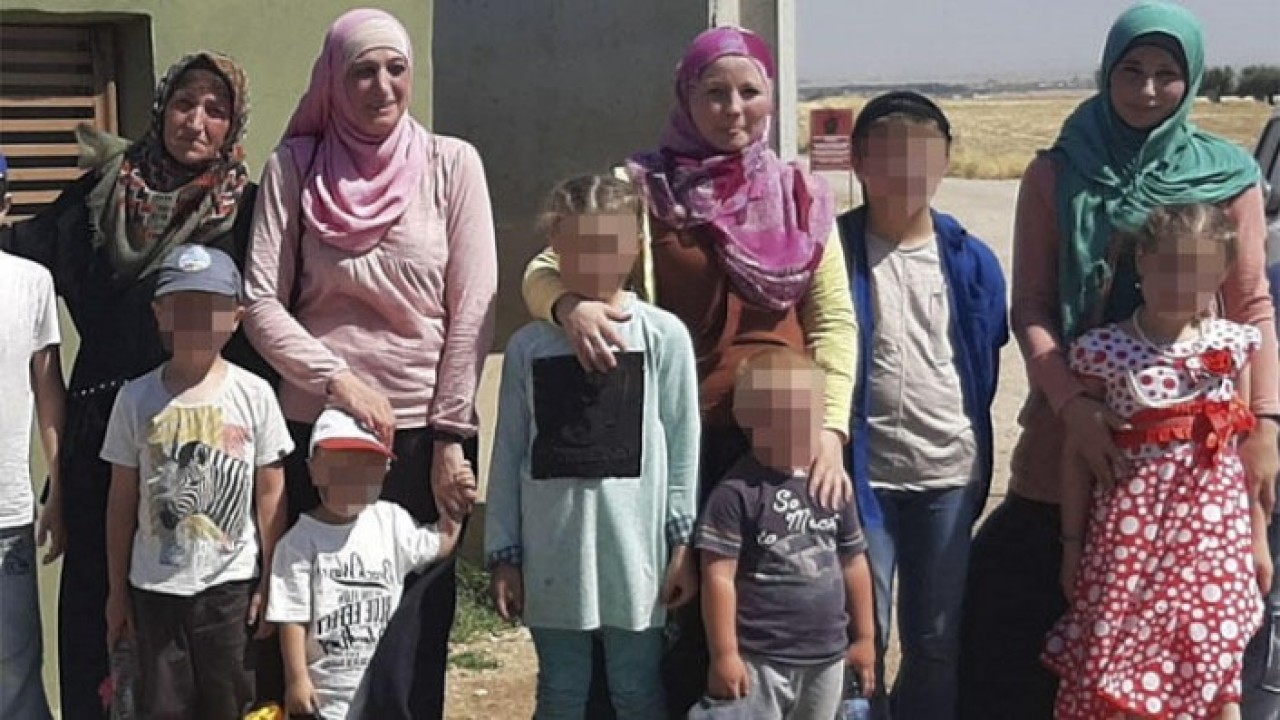 INTERPOL'un aradığı 4 kadın Kilis'te yakalandı