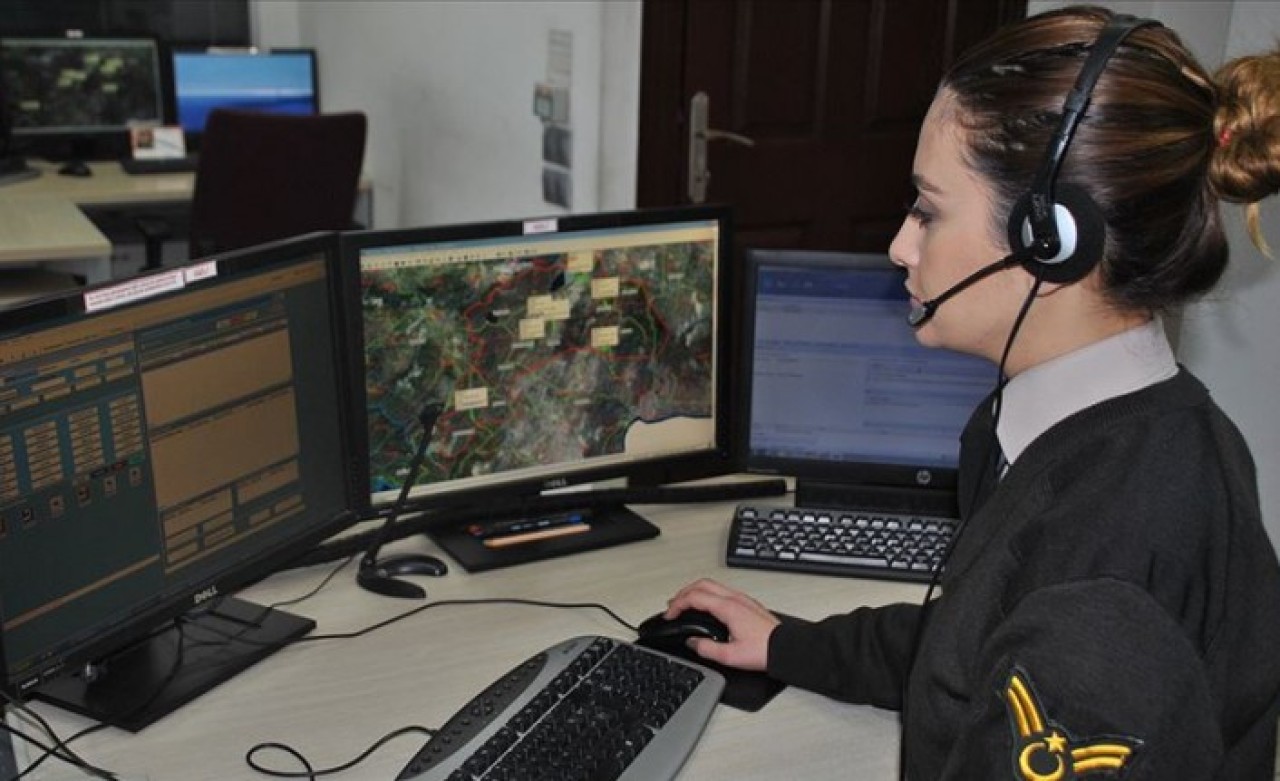 Jandarma 128 kamerayı 28 saat boyunca inceledi: Hırsızı yakaladı