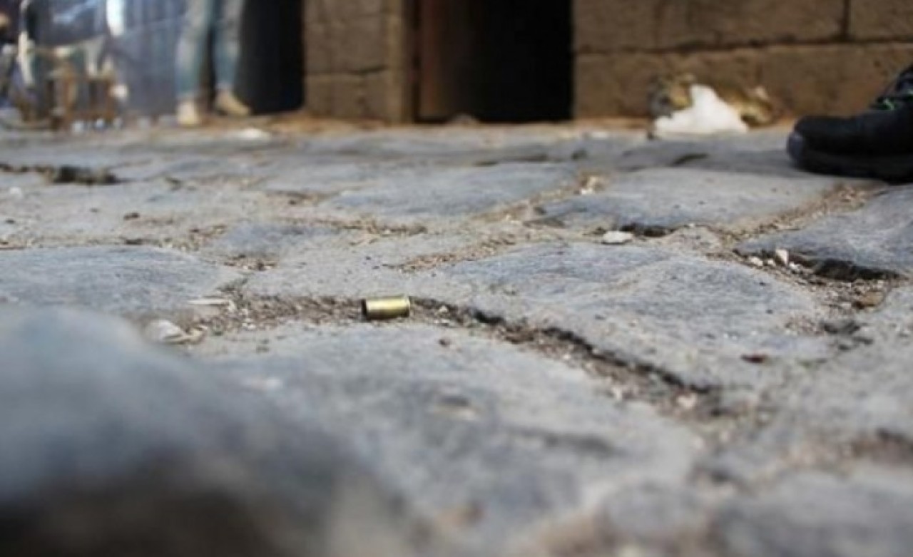 Kahvehane kurşunlandı: Pencereden bakan 5 yaşındaki Elfin Günbey öldü