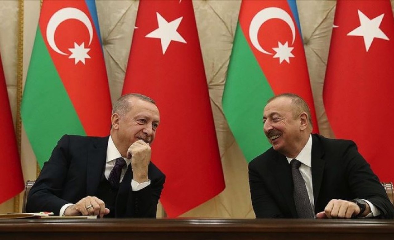 Kardeş ülke Azerbaycan ile Türkiye'nin stratejisinde olumlu gelişmeler devam ediyor