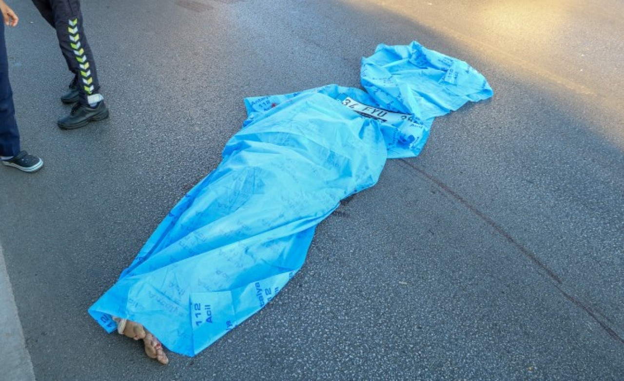 Karşıdan karşıya geçmek isteyen Sedat Kayar feci şekilde can verdi!