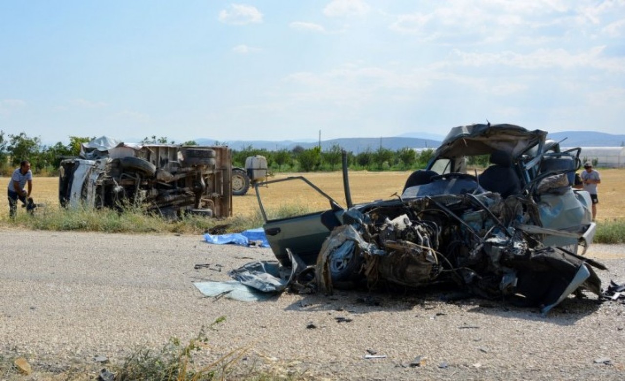 Korkuteli'de feci kaza: Muhammet Alkan öldü