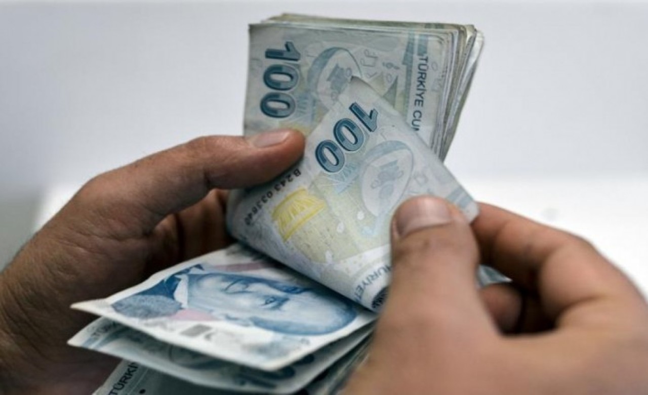 Milyonlarca emekliye müjde: Bayram ikramiyelerinin yatacağı tarih belli oldu!