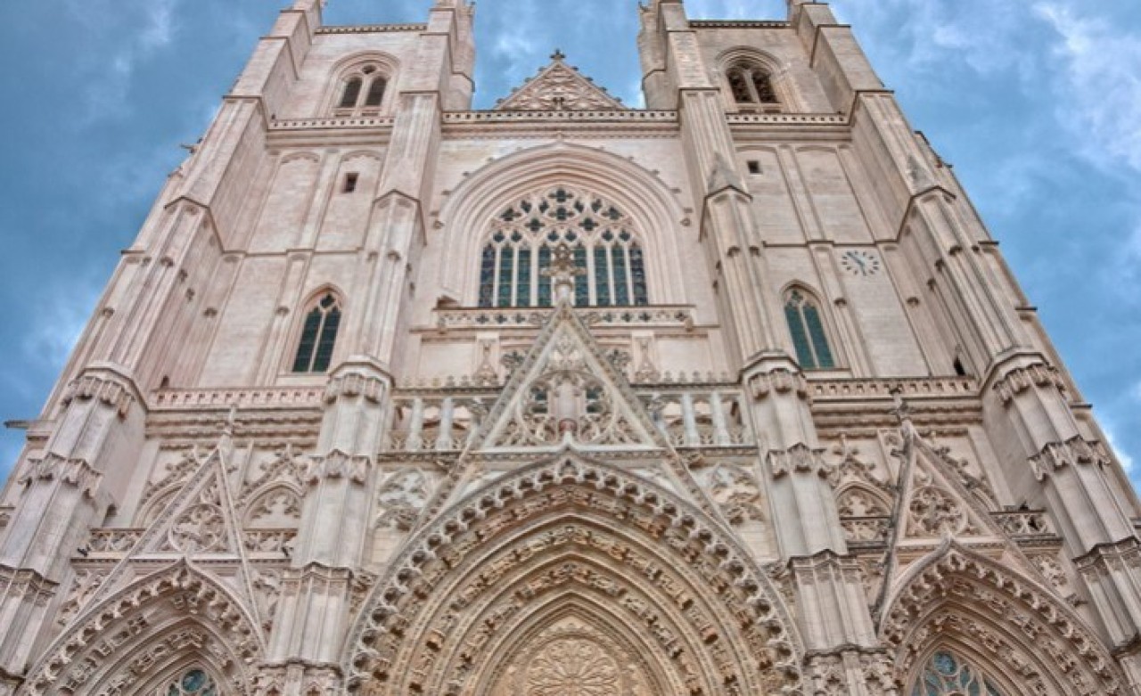 Notre Dame Katedrali'nin ardından şimdi de Nantes Katedrali'nde yangın