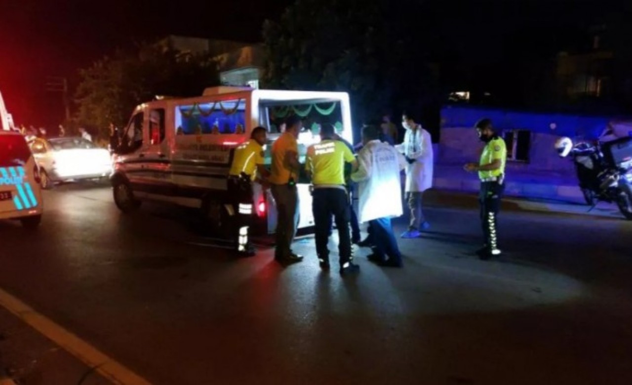 Otomobil çarptı: Anne Kader Aksüt hayatını kaybetti