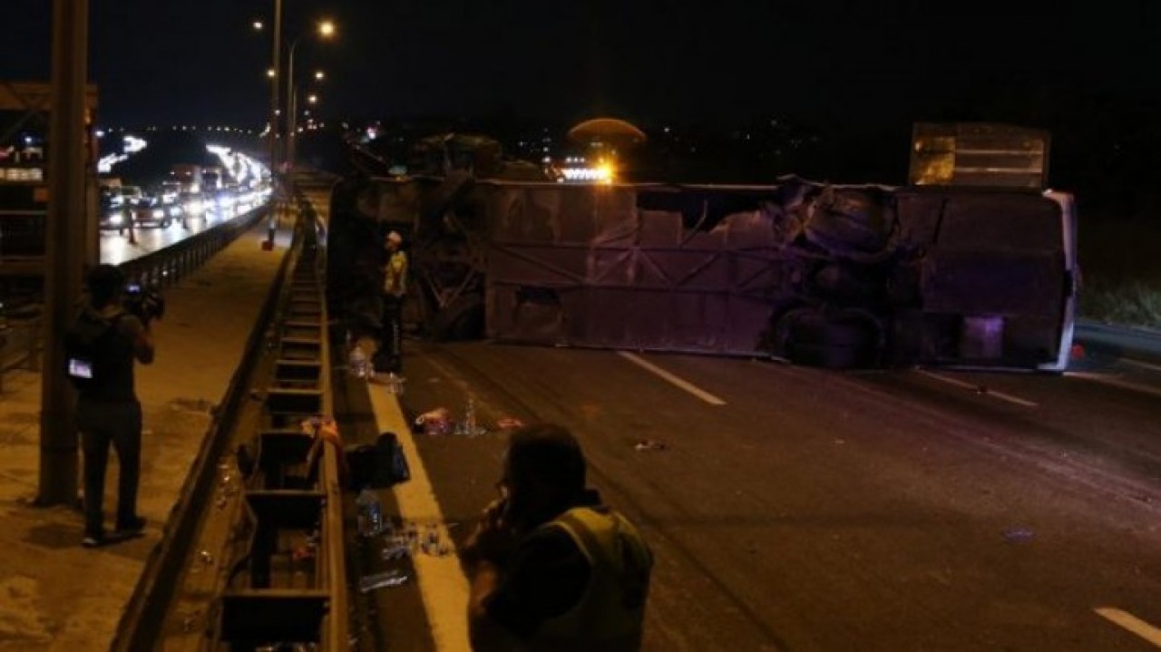 Tem'de otobüs devrildi: Kadir Cengizhan Kıyas öldü