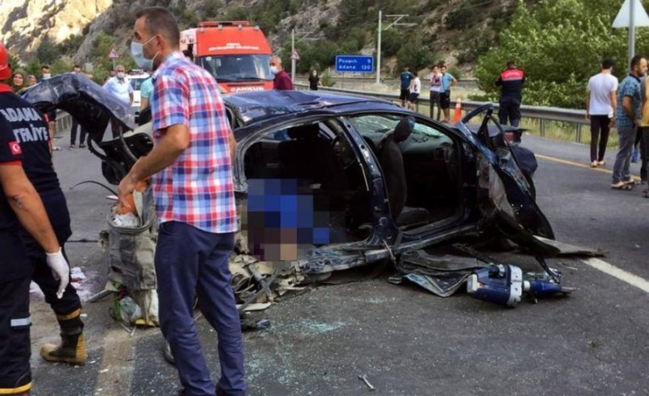 Adana’da feci kaza: 4 ölü