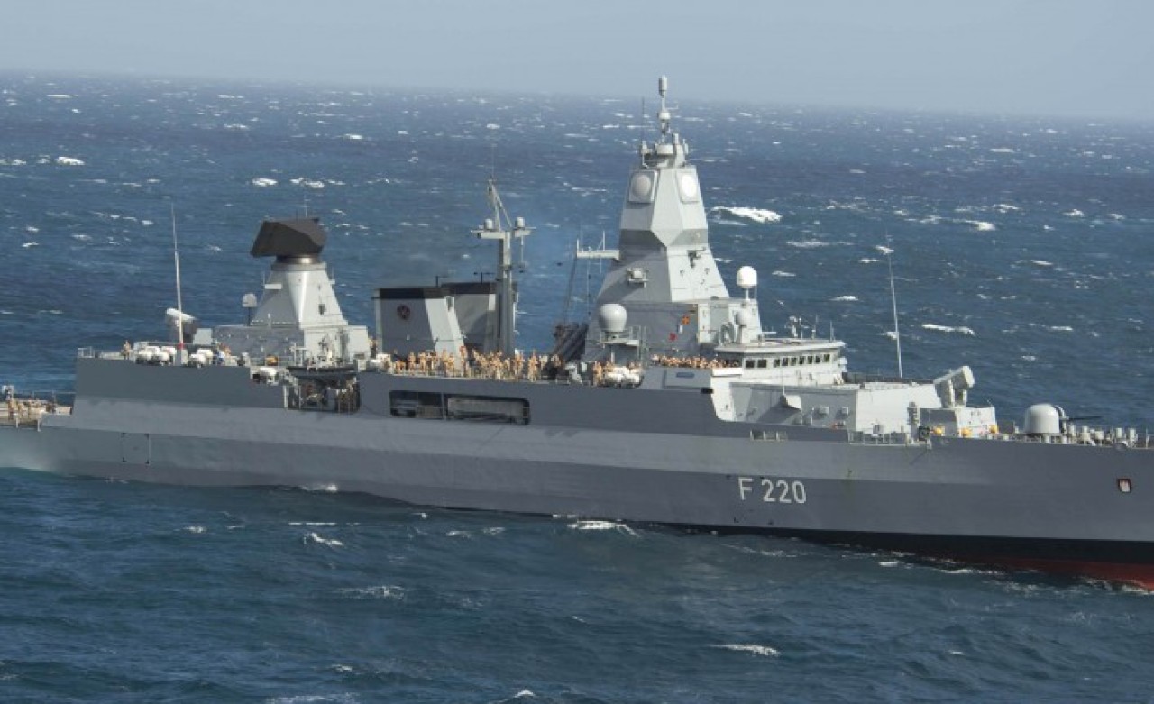 Almanya,  Libya'a savaş gemisi gönderdi