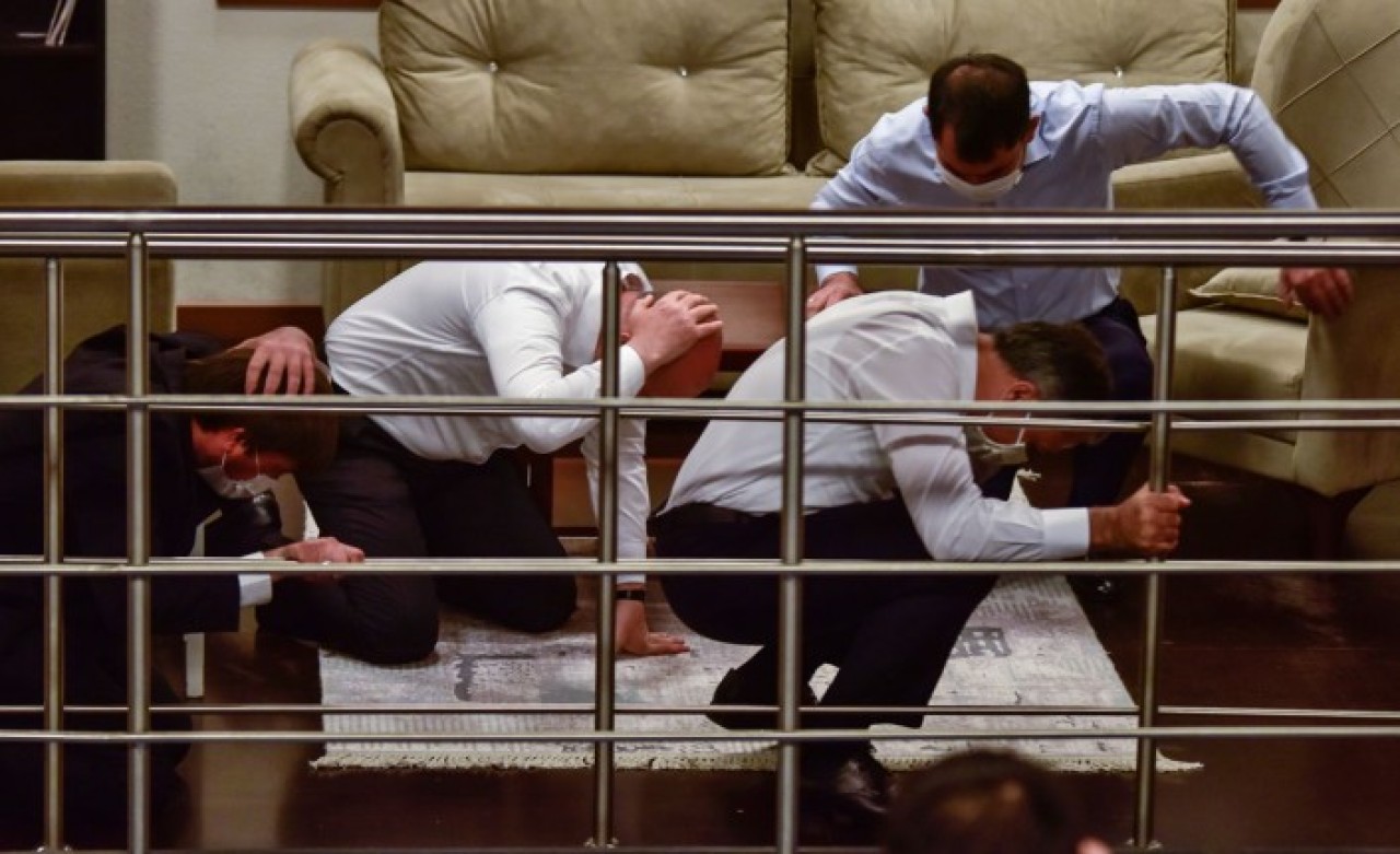 Bakanlar Süleyman Soylu ve Murat Kurum'un panik anları: Allahınızı severseniz bunu yapmayın!