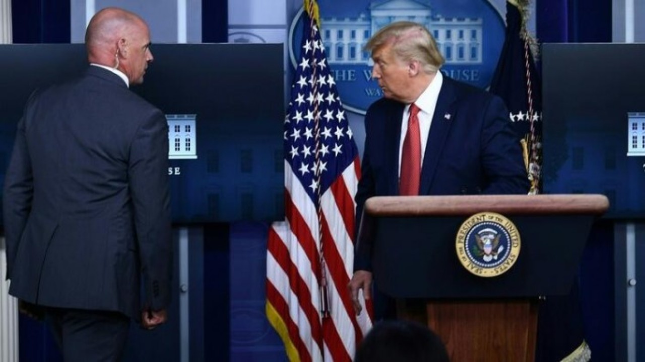 Beyaz Saray'da silahlı saldırgan paniği! Trump: Şüpheli şahıs vuruldu